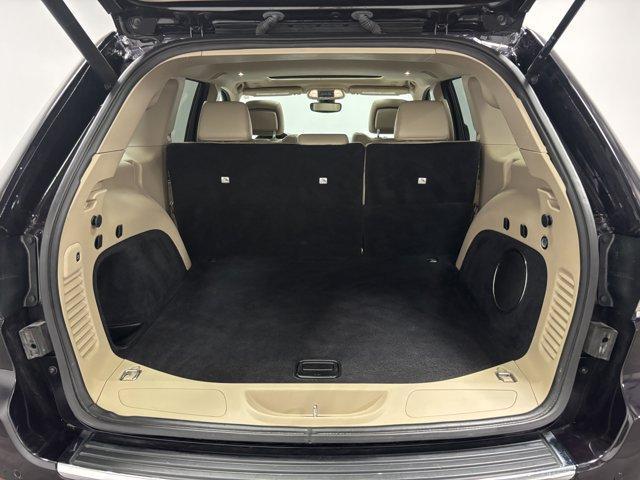 Photo of 2020 Sangria Metallic Jeep Grand Cherokee