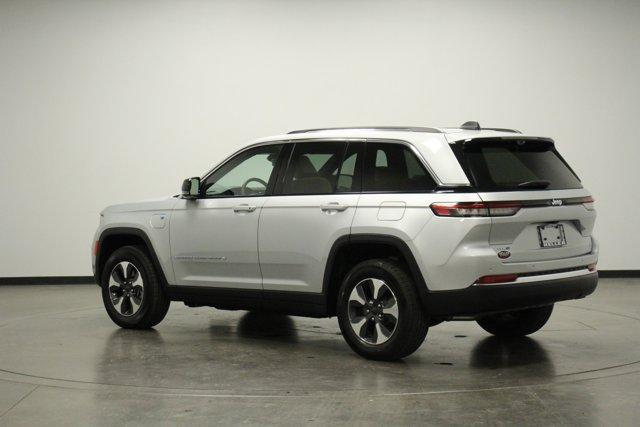 Photo of 2023 Silver Zynith Jeep Grand Cherokee 4xe