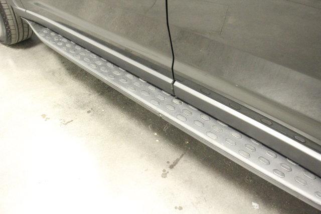 Photo of 2024 Rocky Mountain Pearlcoat Jeep Grand Cherokee L
