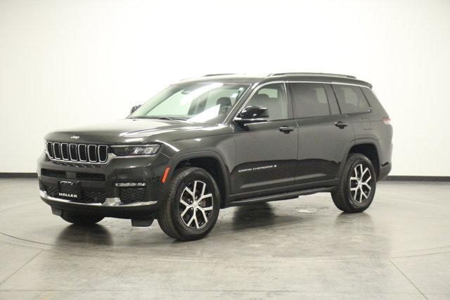 Photo of 2024 Rocky Mountain Pearlcoat Jeep Grand Cherokee L