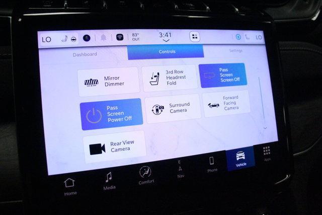 Photo of 2024 Rocky Mountain Pearlcoat Jeep Grand Cherokee L