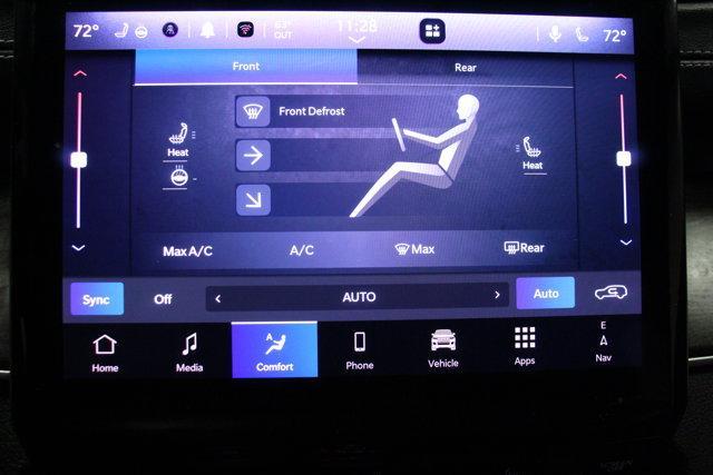 Photo of 2023 Silver Zynith Jeep Grand Cherokee L