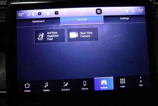 Photo of 2023 Silver Zynith Jeep Grand Cherokee L