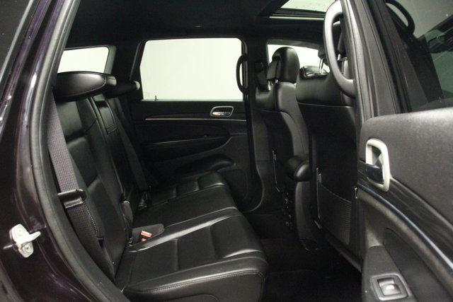 Photo of 2021 Sangria Metallic Jeep Grand Cherokee