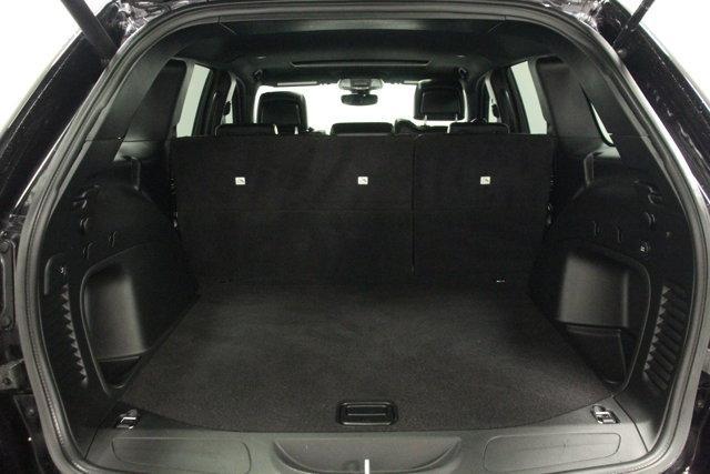 Photo of 2021 Sangria Metallic Jeep Grand Cherokee