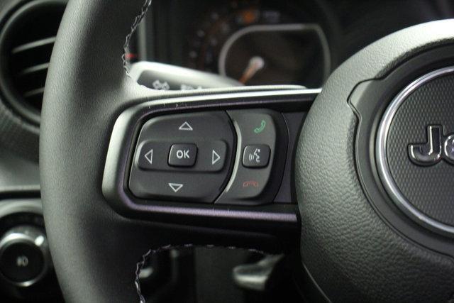 Photo of 2025 Black Clearcoat Jeep Wrangler