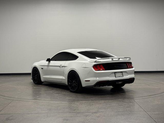Photo of 2018 Oxford White Ford Mustang