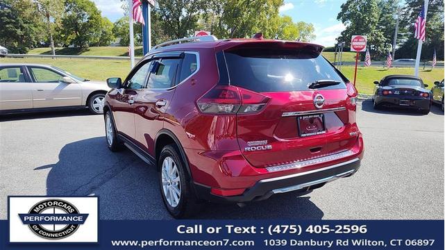 Photo of 2018 Scarlet Ember Nissan Rogue