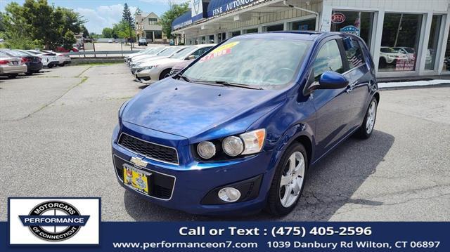 Photo of 2014 Blue Topaz Metallic Chevrolet Sonic