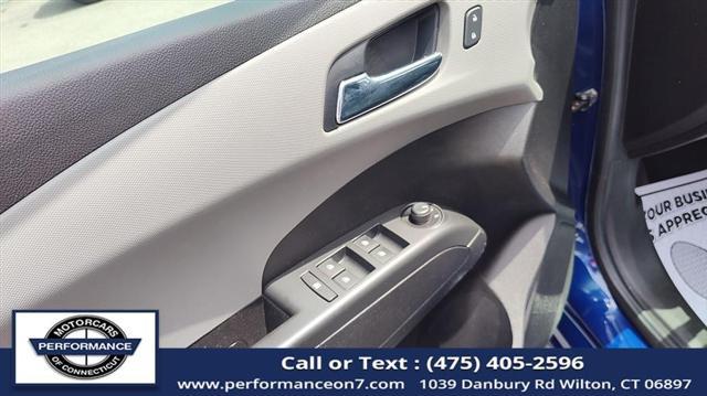 Photo of 2014 Blue Topaz Metallic Chevrolet Sonic