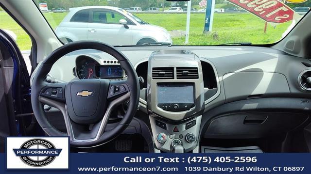 Photo of 2014 Blue Topaz Metallic Chevrolet Sonic
