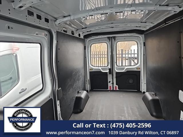 Photo of 2020 Oxford White Ford Transit-250