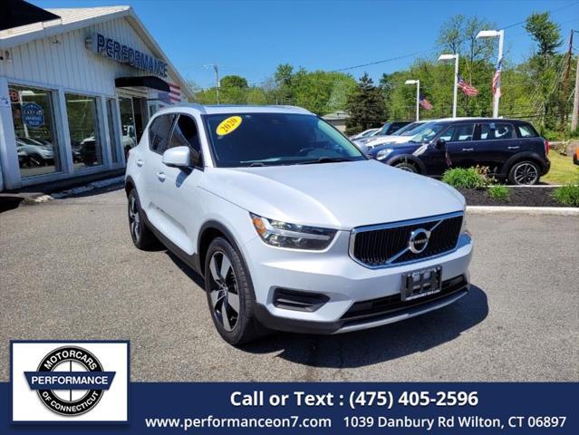 2020 Volvo XC40