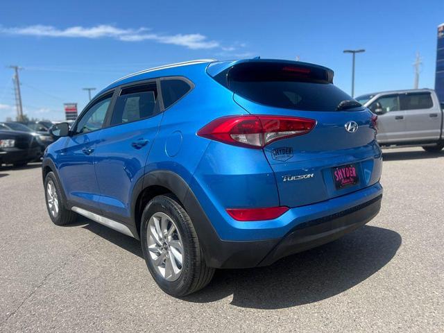 Photo of 2018 Caribbean Blue Hyundai TUCSON