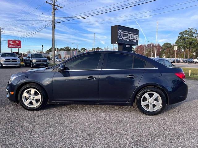 Photo of 2015 Blue Ray Metallic Chevrolet Cruze