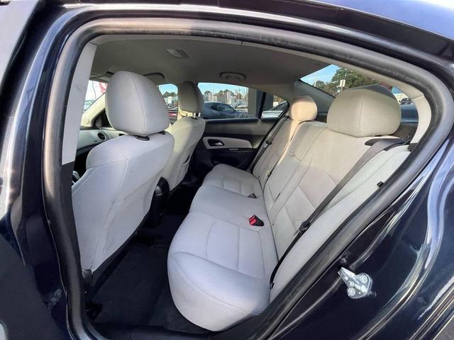 Photo of 2015 Blue Ray Metallic Chevrolet Cruze
