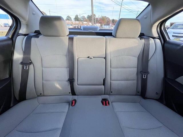 Photo of 2015 Blue Ray Metallic Chevrolet Cruze