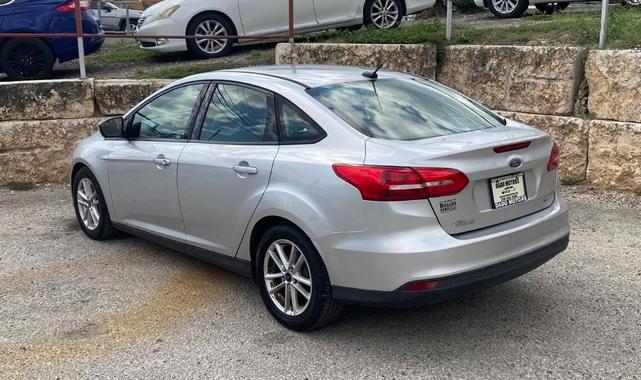 Photo of 2017 Silver Ford Focus