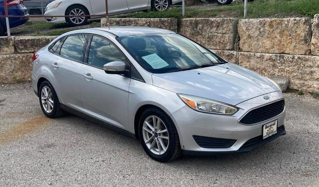Photo of 2017 Silver Ford Focus
