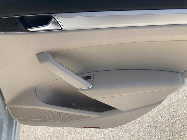 Photo of 2019 Pure White Volkswagen Passat