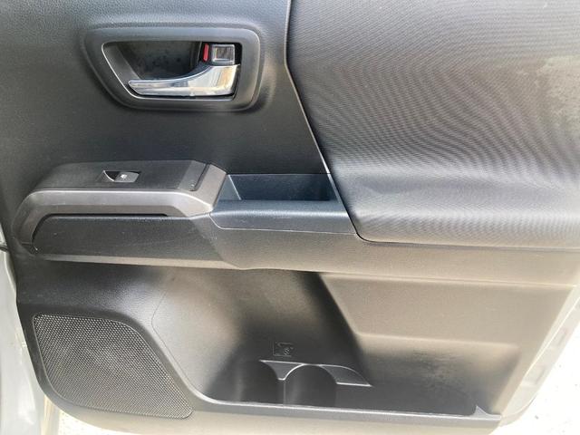 Photo of 2018 Gray Toyota Tacoma
