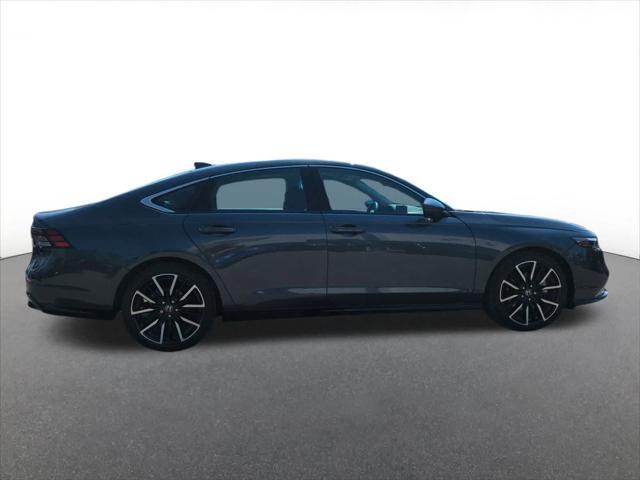 Photo of 2023 Meteorite Gray Metallic Honda Accord Hybrid
