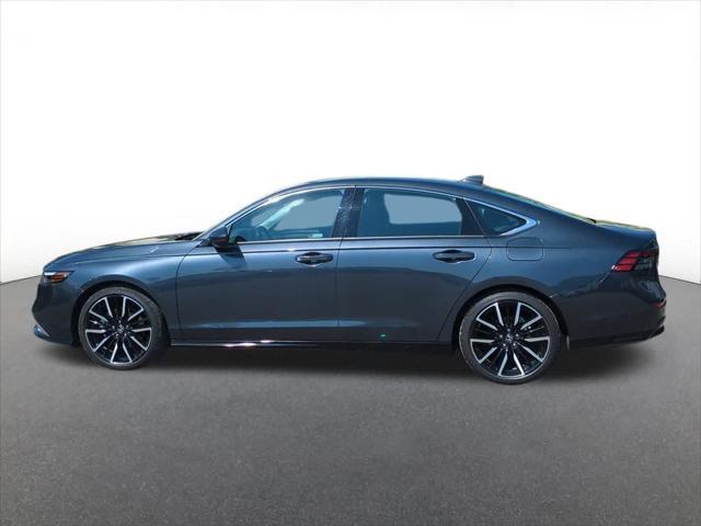 Photo of 2023 Meteorite Gray Metallic Honda Accord Hybrid