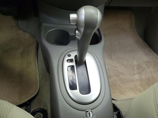 Photo of 2015 Red Nissan Versa