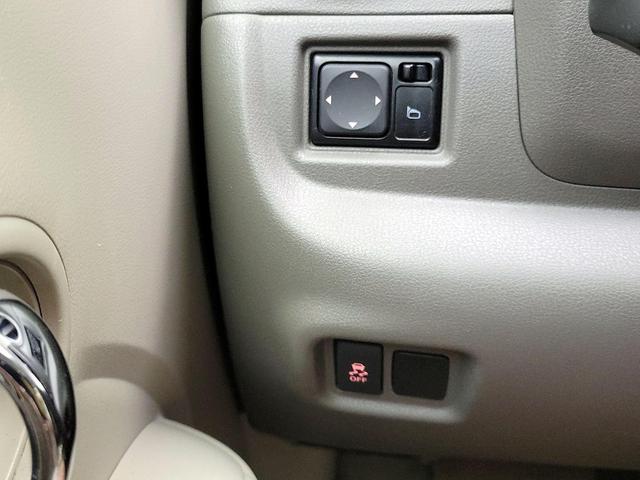 Photo of 2015 Red Nissan Versa