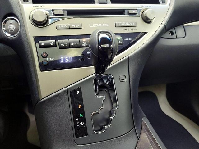 Photo of 2015 Silver Lexus RX 350