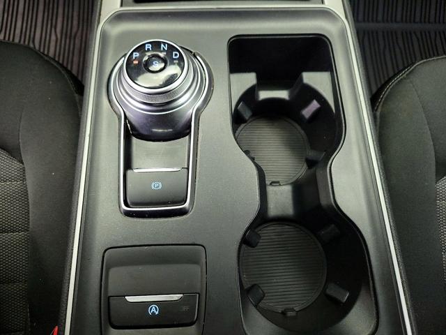 Photo of 2021 Blue Ford Edge