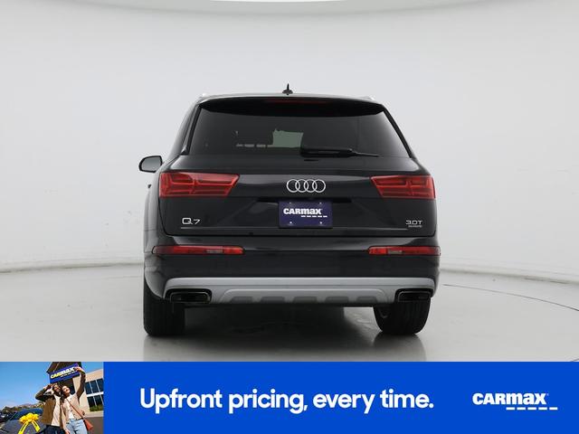 Photo of 2018 Black Audi Q7