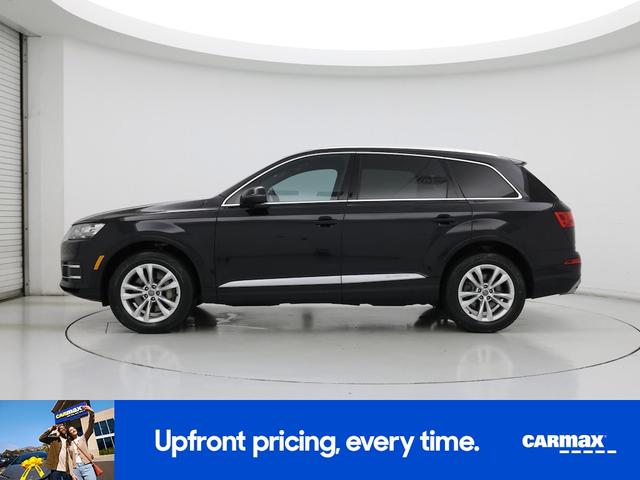 Photo of 2018 Black Audi Q7