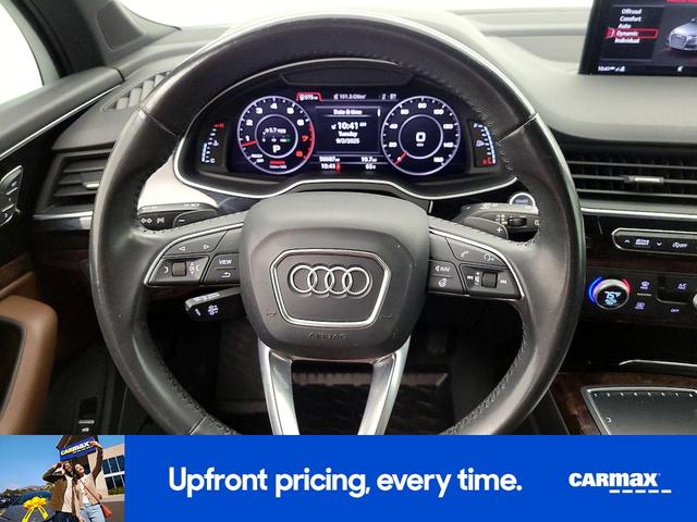 Photo of 2018 Black Audi Q7