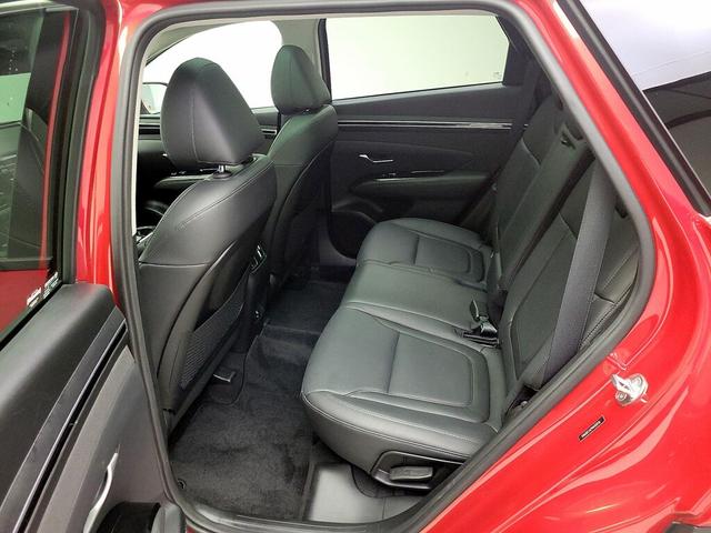 Photo of 2022 Red Hyundai TUCSON