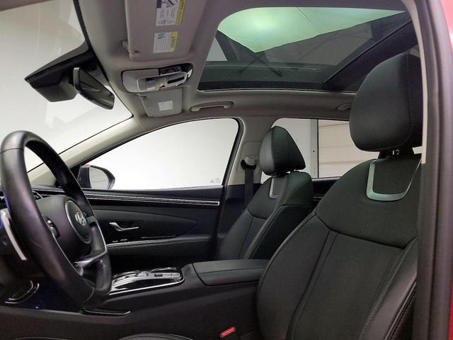 Photo of 2022 Red Hyundai TUCSON