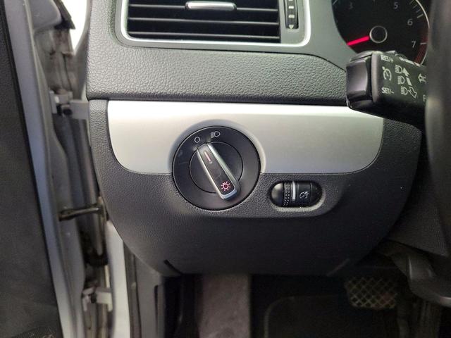 Photo of 2014 Silver Volkswagen Jetta