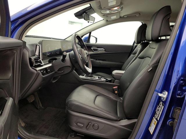 Photo of 2024 Blue Kia Sportage
