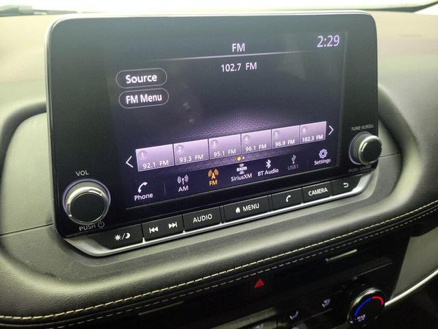 Photo of 2023 Gray Nissan Rogue