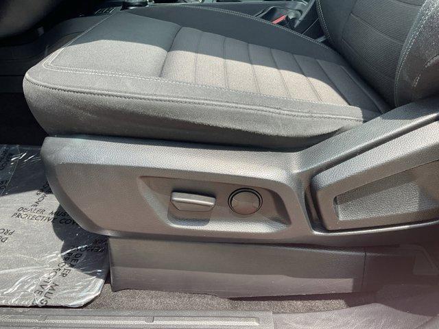 Photo of 2019 Hot Pepper Red Metallic Tinted Clearcoat Ford Ranger