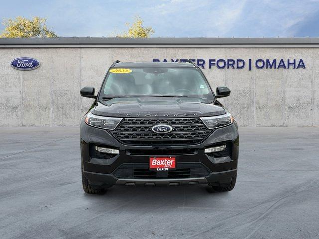 Photo of 2023 Agate Black Metallic Ford Explorer