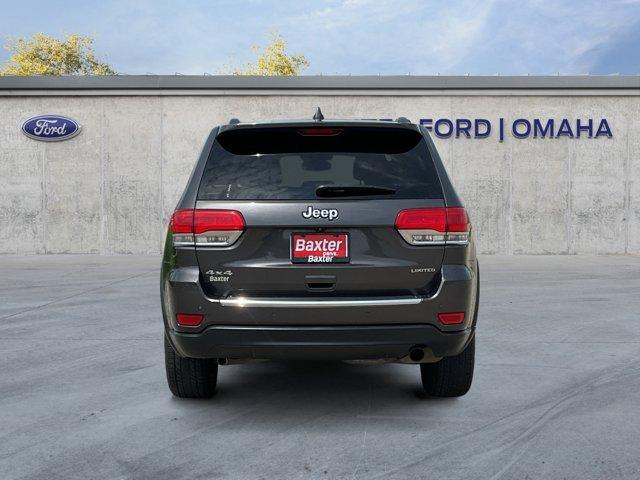 Photo of 2015 Granite Crystal Clearcoat Metallic Jeep Grand Cherokee