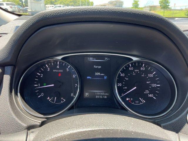 Photo of 2014 Graphite Blue Nissan Rogue
