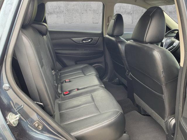 Photo of 2014 Graphite Blue Nissan Rogue
