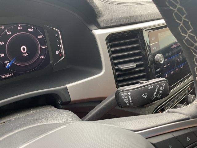 Photo of 2023 Deep Black Pearl Effect Volkswagen Atlas