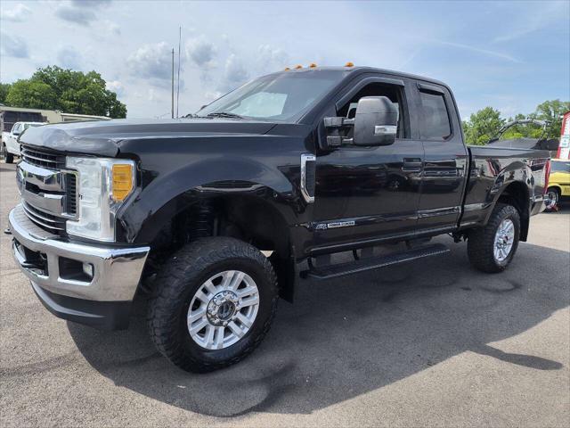 Photo of 2017 Shadow Black Ford F-250