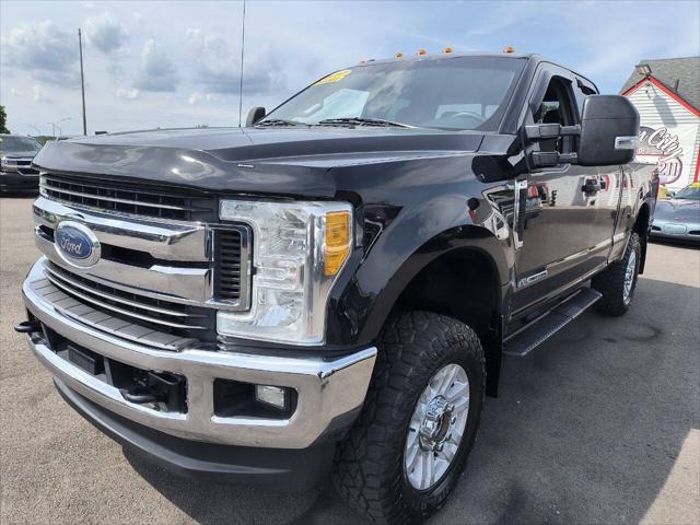 Photo of 2017 Shadow Black Ford F-250