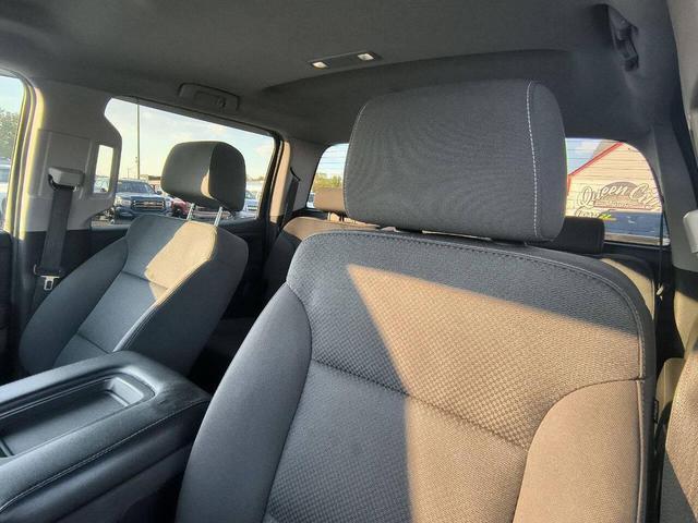 Photo of 2018 Silver Ice Metallic Chevrolet Silverado 1500