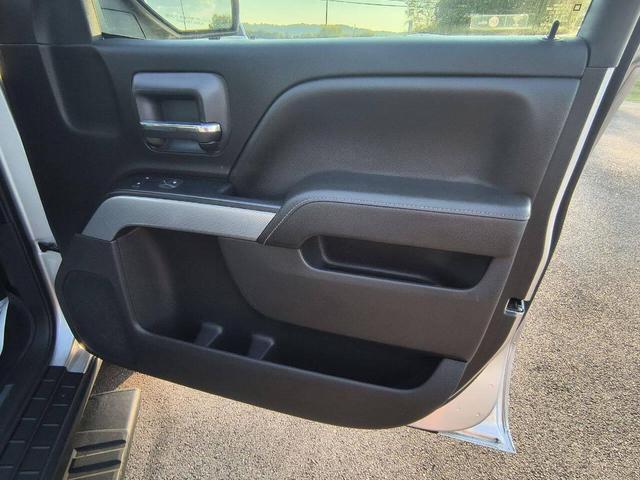 Photo of 2018 Silver Ice Metallic Chevrolet Silverado 1500