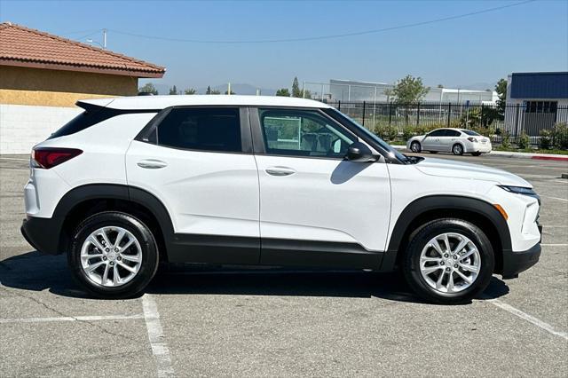 Photo of 2026 Summit White Chevrolet Trailblazer